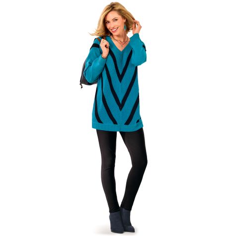 Look city confortable : pull-tunique fantaisie sur legging noir