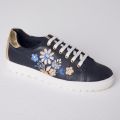 Baskets avec broderie fleurs