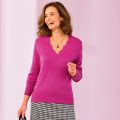 Pull à encolure festonnée