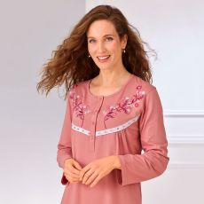 Chemise de nuit romantique