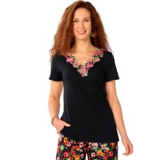 Tee-shirt encolure macramé