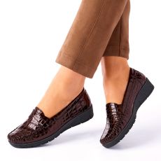 Mocassins en cuir verni