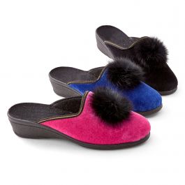 Mules velours à pompons
