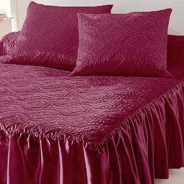 Couvre-lit en satin matelassé
