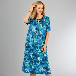 Robe ample encolure fantaisie