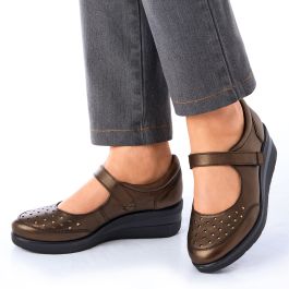 Babies compensées en cuir